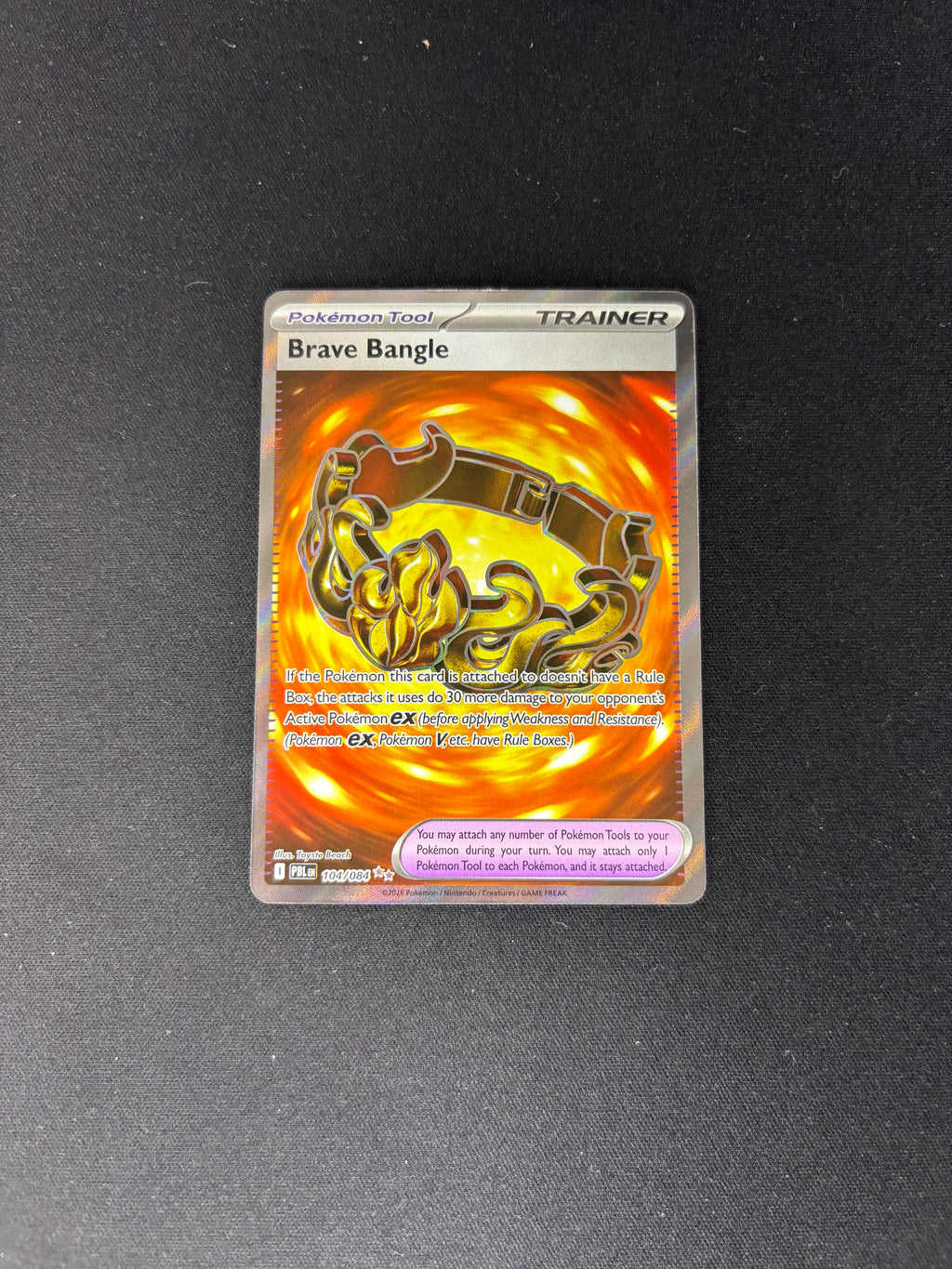 Brave Bangle – Pitch Black – #104/084 – NM